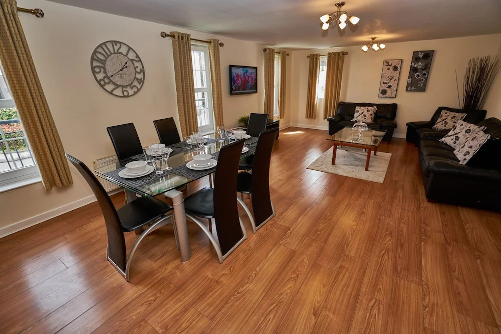 Edinburgh Pearl Apartments - Haymarket Residence