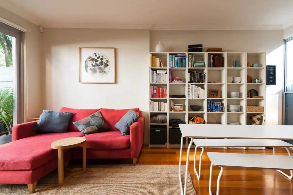 Quiet Terrace Townhouse on the City Fringe