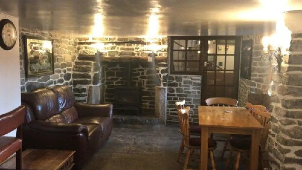 The Pecking Mill Inn