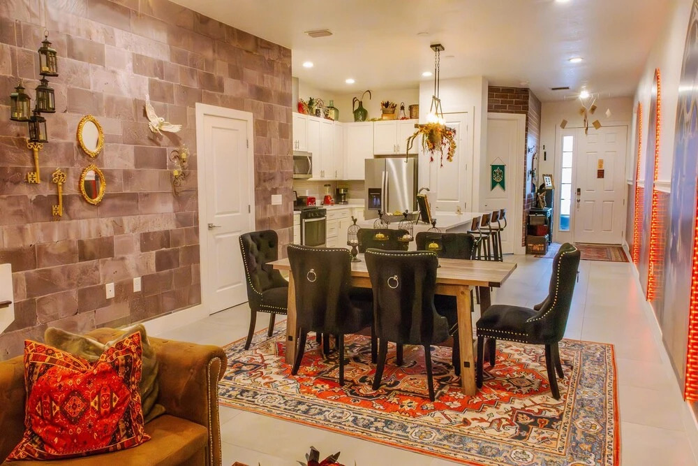 Magical Wizard s Castle 4 BR 2 Miles to Disney