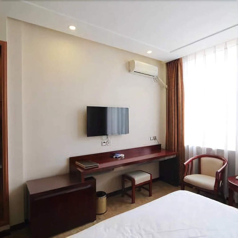 Lanzhou Huachen Hotel