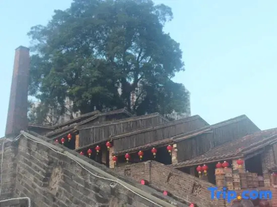 Jinkaige Apartment (Foshan Shiwan Subway Station Nanfeng Ancient Stove)
