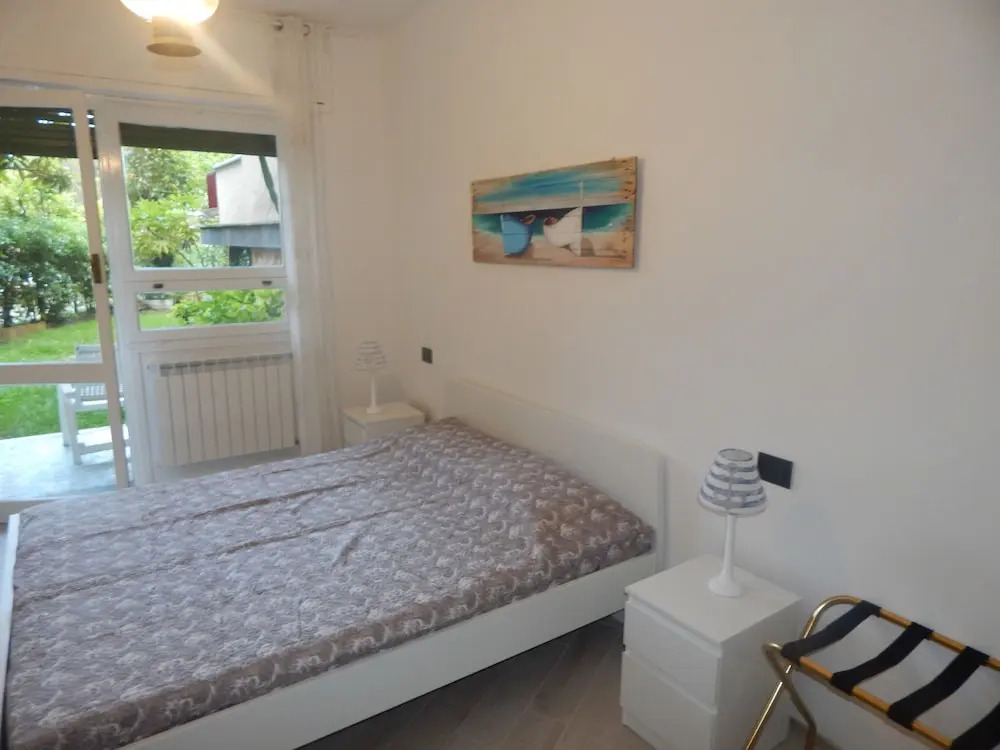 GUEST HOUSE BERZEFI