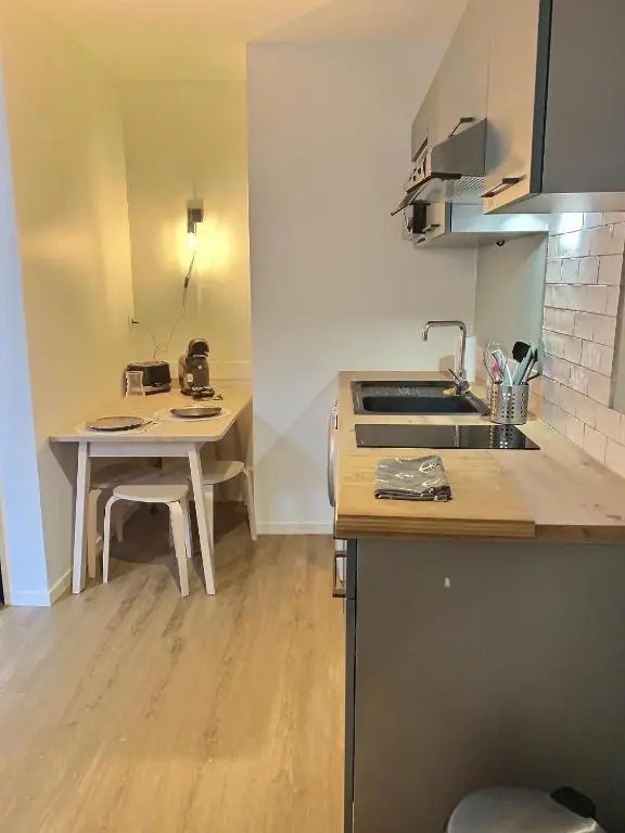 LE DUMON 2 - T2 avec GARAGE - TERRASSE - WiFi - Gare à 200m