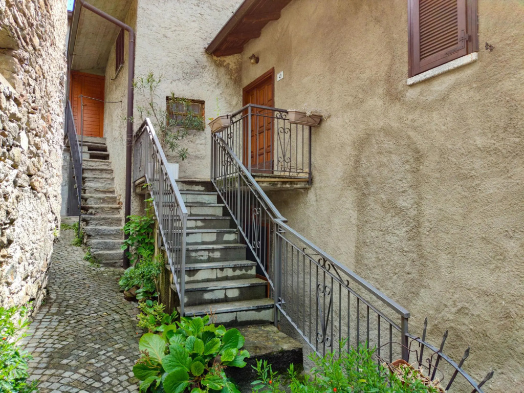 Un Balcone sul Lago in Montemezzo