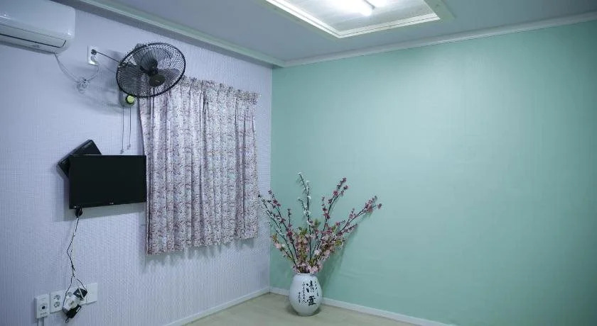 Sua Guesthouse