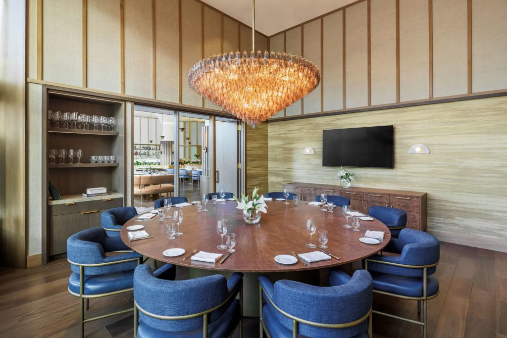 The Morrow Washington Dc, Curio Collection By Hilton