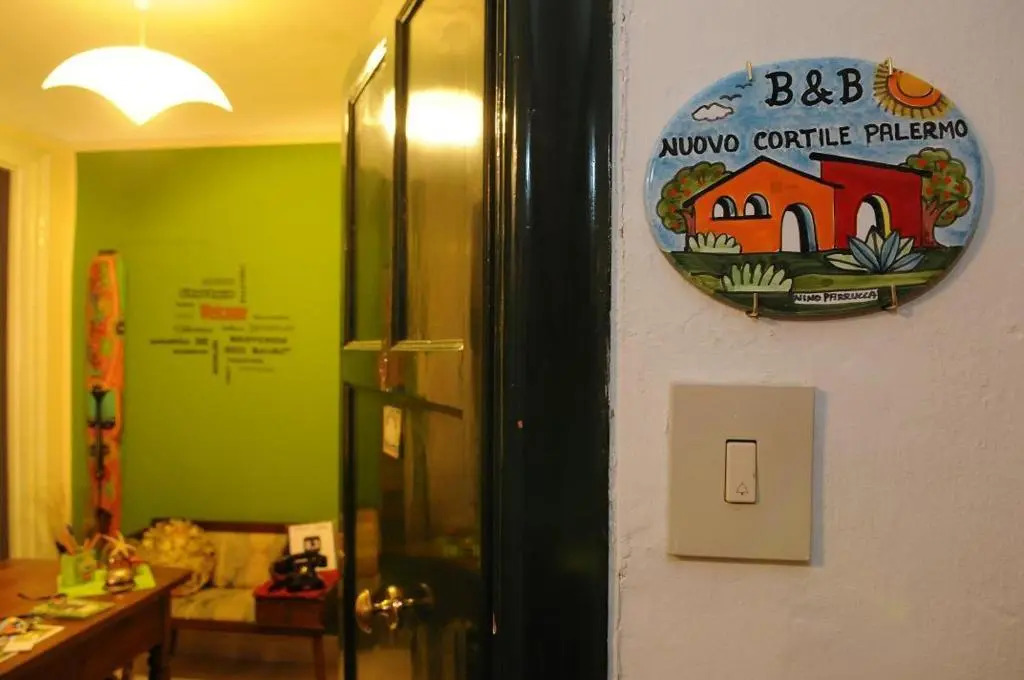 Nuovo Cortile Palermo Bed and Breakfast