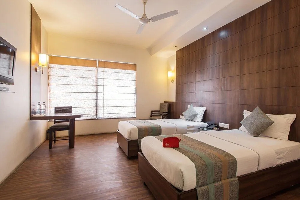 OYO 705 Hotel S-57