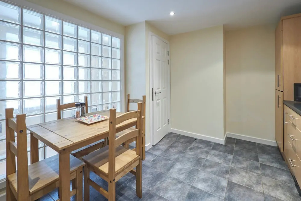 Host Stay Scotsgate House