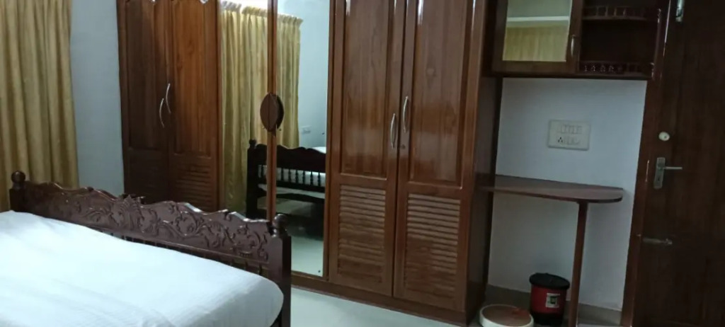Vaiga Homes - Vembanadu Lakeview Retreat