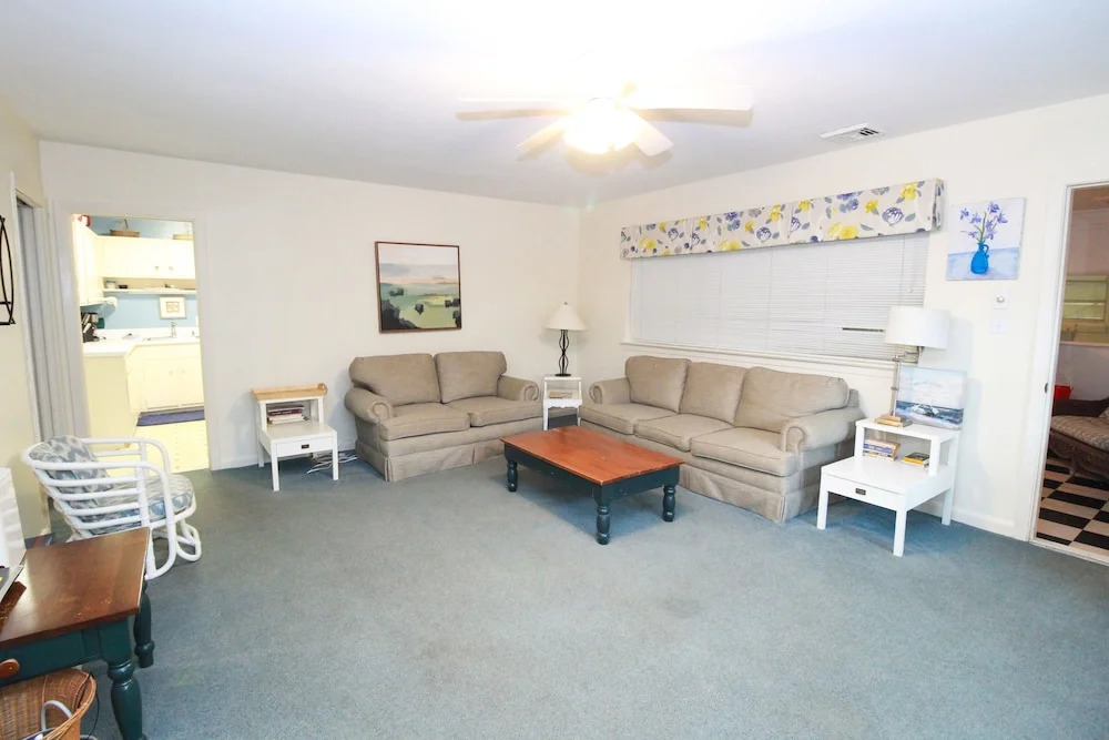 Atlantic Haven 4 Bedroom Home by Redawning