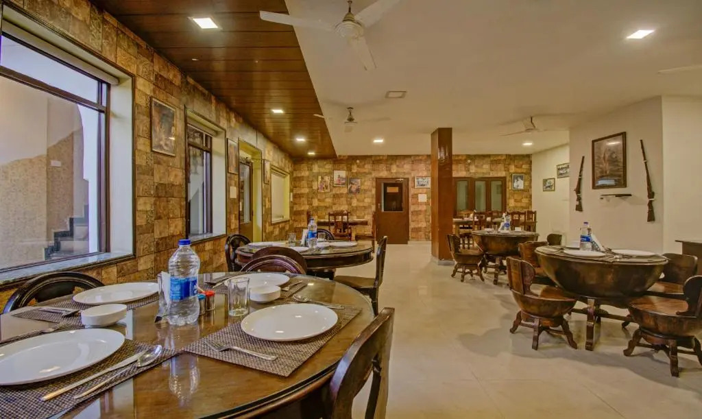 Utsav Vilas
