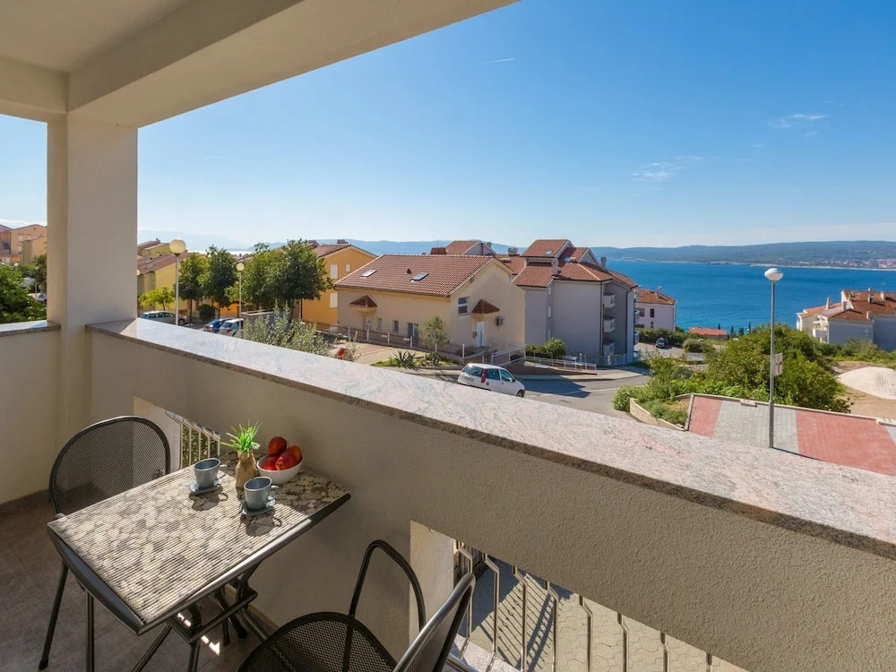 Apartments Livaya