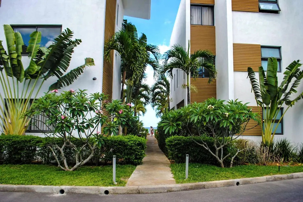 Cap Ouest Luxury Beachfront
