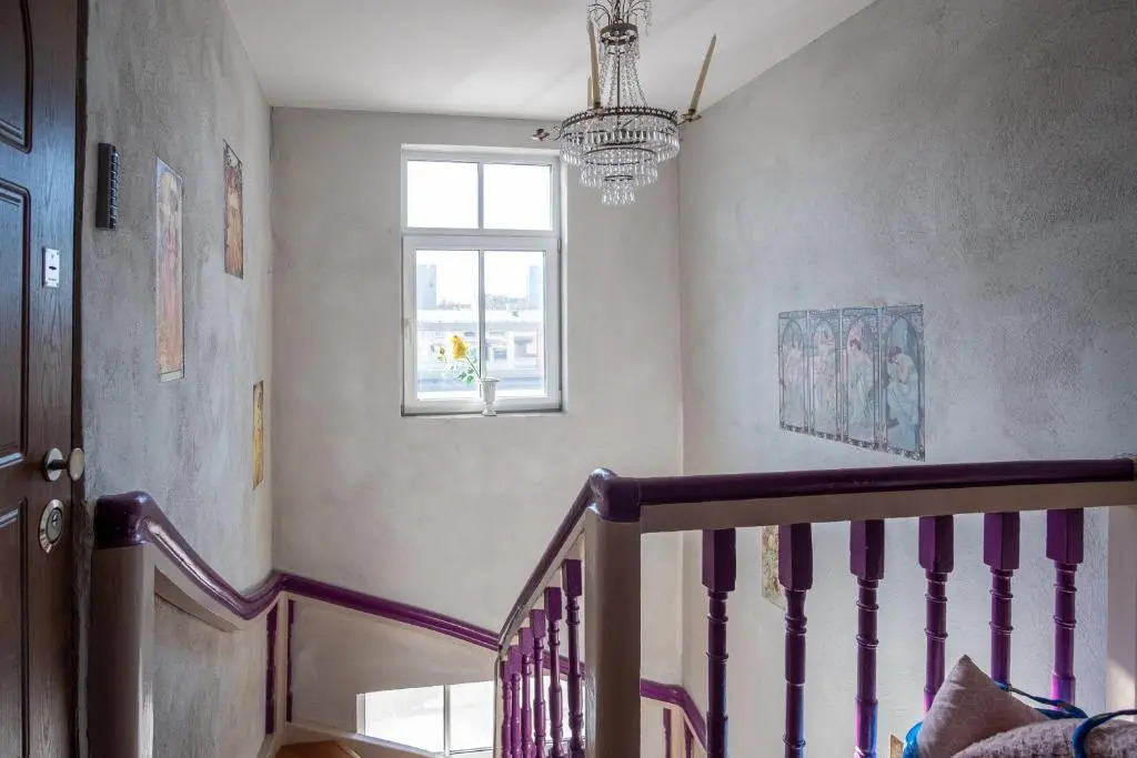Contact Free Apartments with free parking