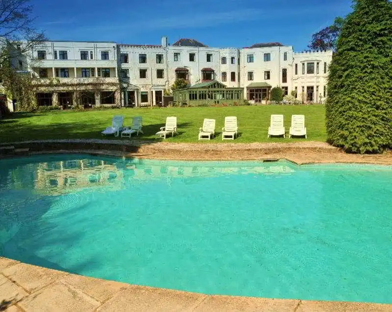 Lyndhurst Park Hotel