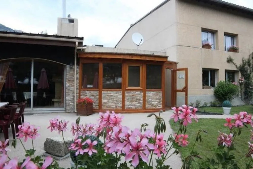 Logis Hotel Le Lac