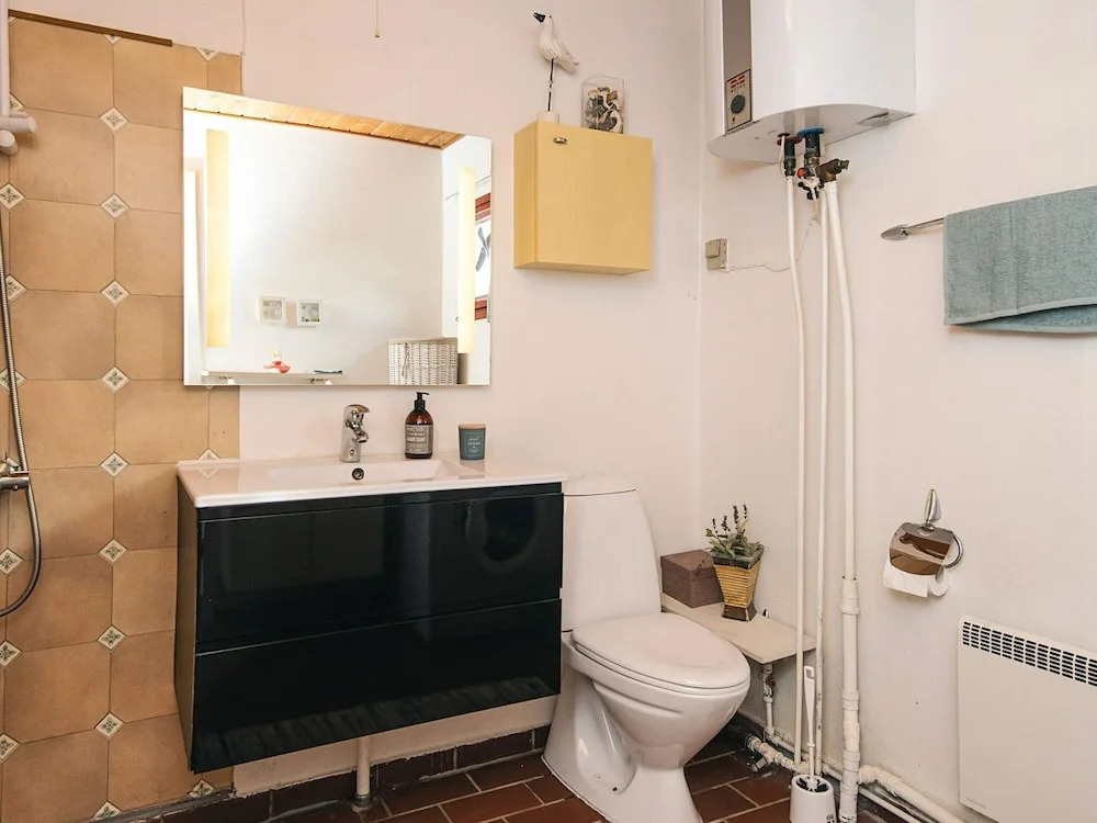 6 person holiday home in Hemmet