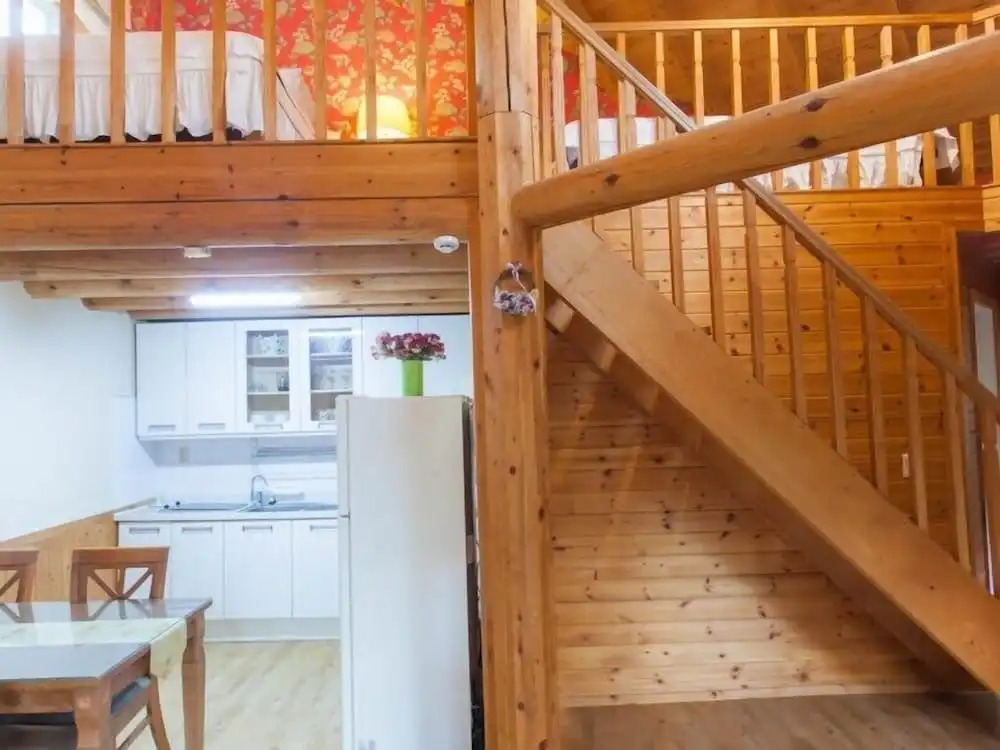 Cabin Town Pension