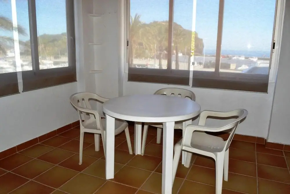 Port Castellar 29