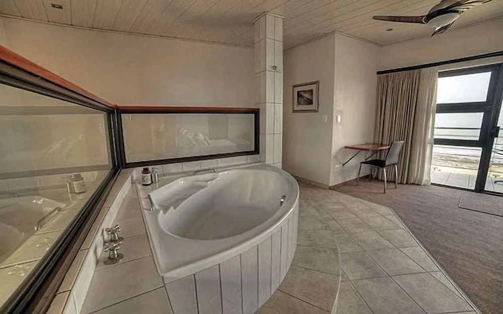 Beach Lodge