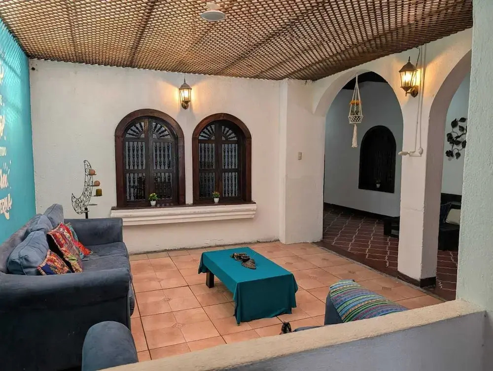 Casa Quetzalli, Los Nazarenos