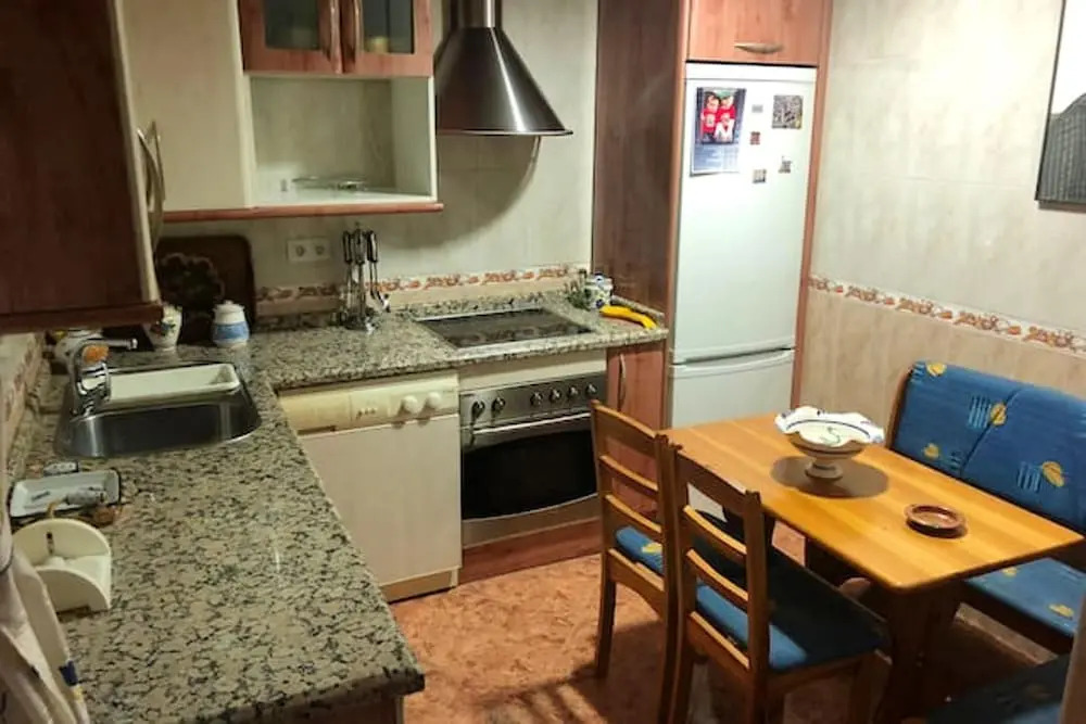 House With 3 Bedrooms in Madrigal de las Altas Torres, With Furnished Terrace
