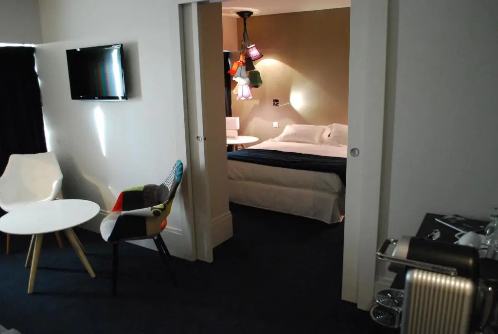 Hotel le Cinq Hyper - Centre