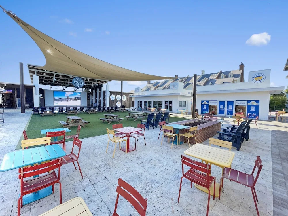 Highview (Sunseekers 7) - 3 Br condo by RedAwning