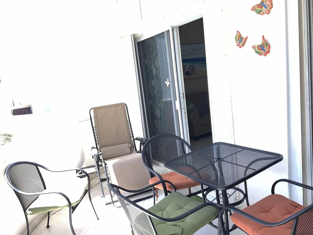 Beach Casa de Canciones Playacar - 2 Br Condo