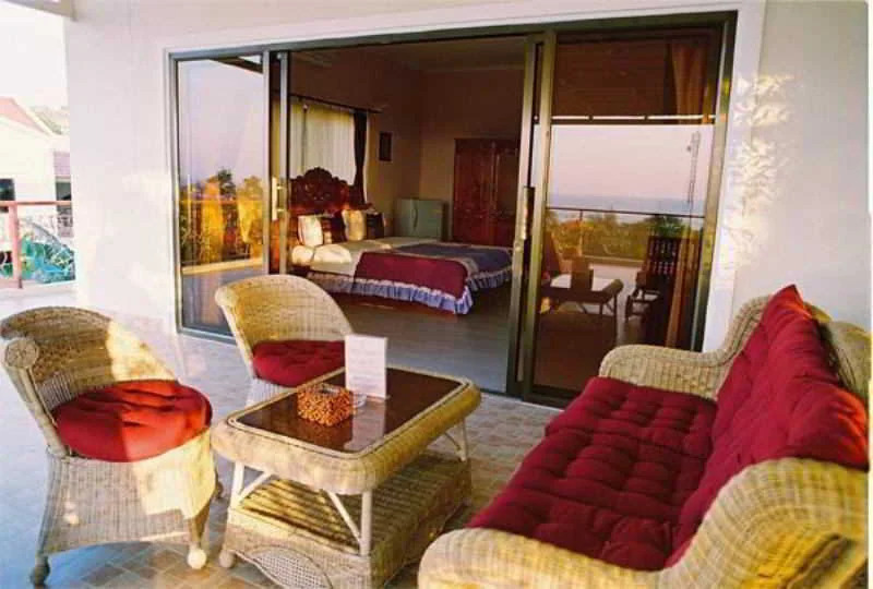 Golden Rooster Resort