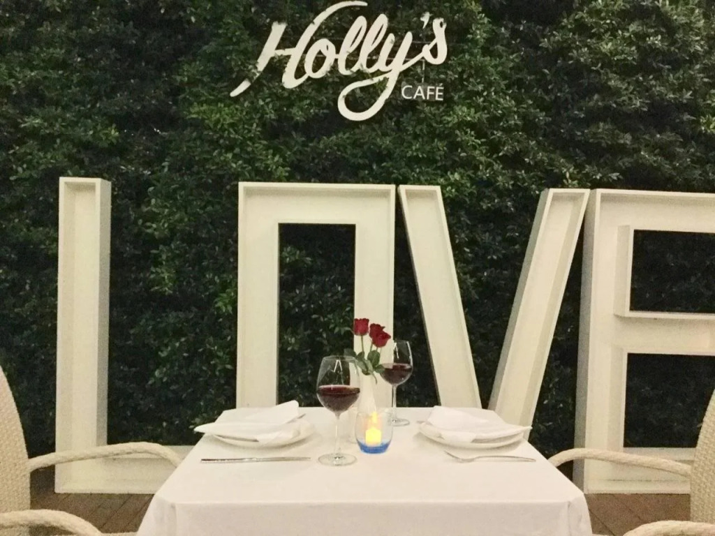 Holly Hotel Myanmar