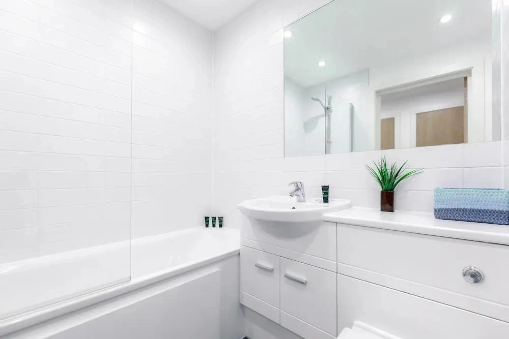 Roomspace Serviced Apartments - Queensway