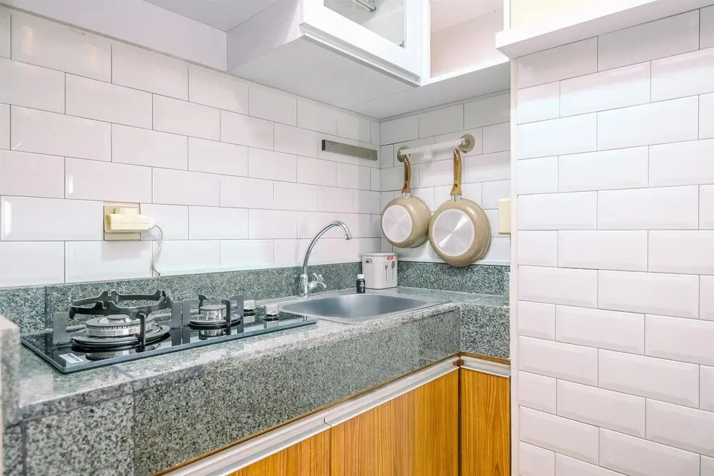 Best Deal And Comfortable 2Br Transpark Cibubur Apartment Near Mall