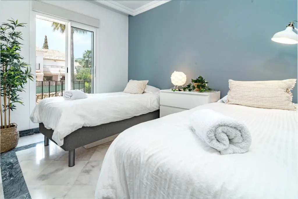 Contemporary 2BR Apt with Terrace in Nueva Andalucia 'The Golf Valley'