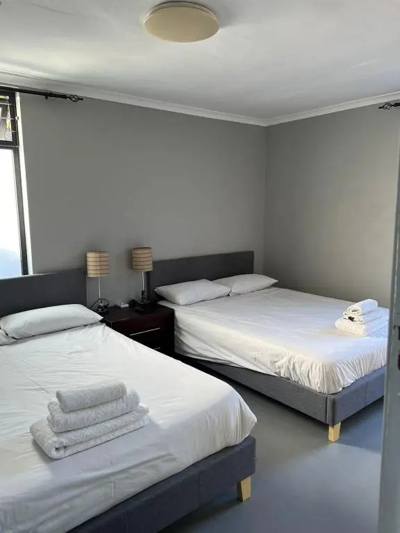 Trendy spacious house with continuous wifi even during load shedding within Century City area