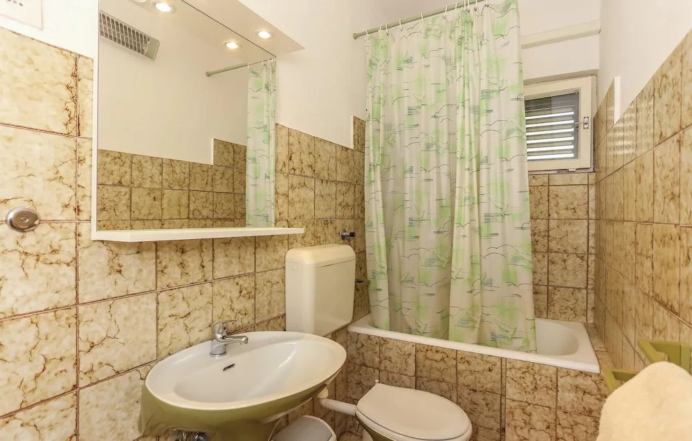 Amazing Home in Omis With Wifi and 3 Bedrooms