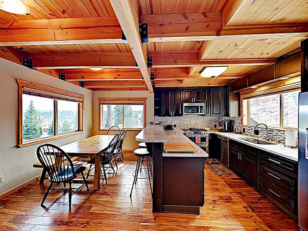 13245 Skislope Way - 4 Br Home