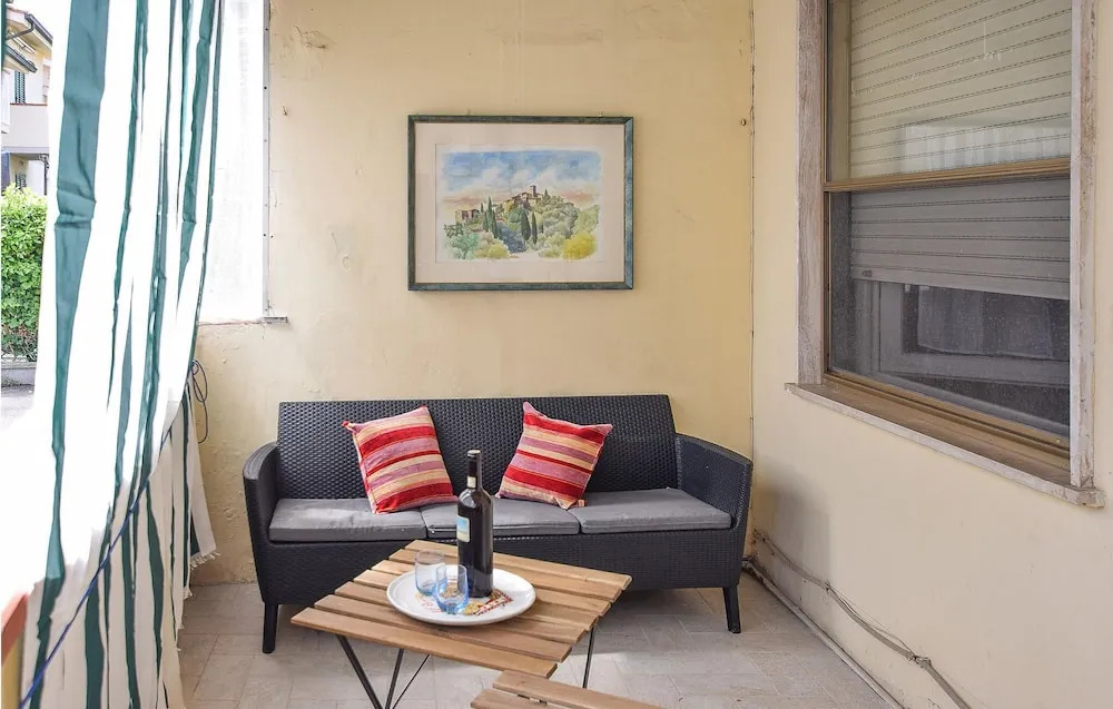 Nice Apartment in Vecchiano With Wifi and 1 Bedrooms