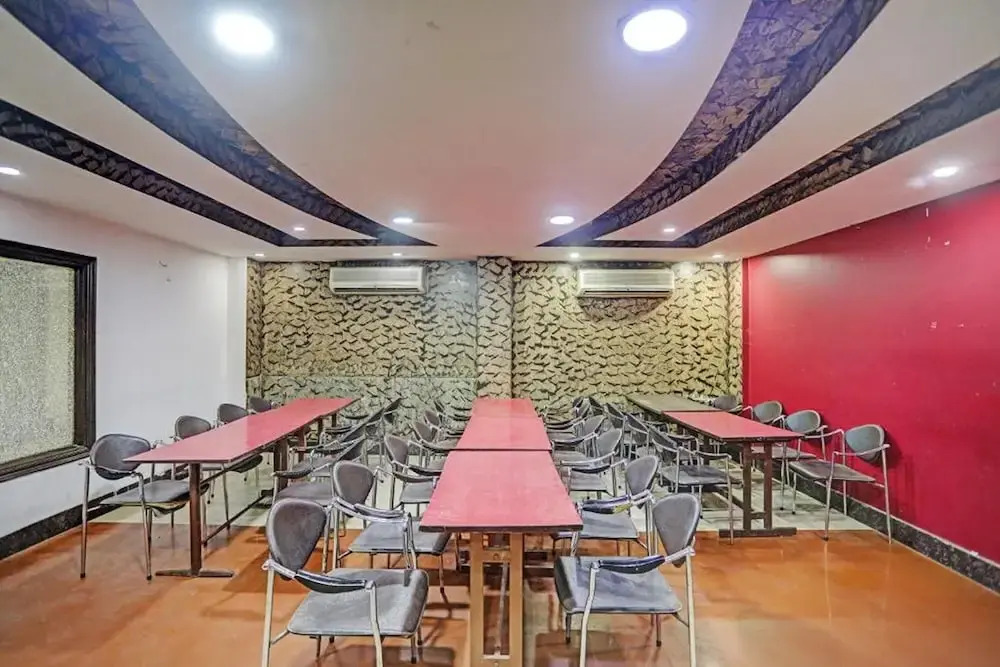 1 BR Guest house in Karol Bagh, New Delhi (6D89), by GuestHouser