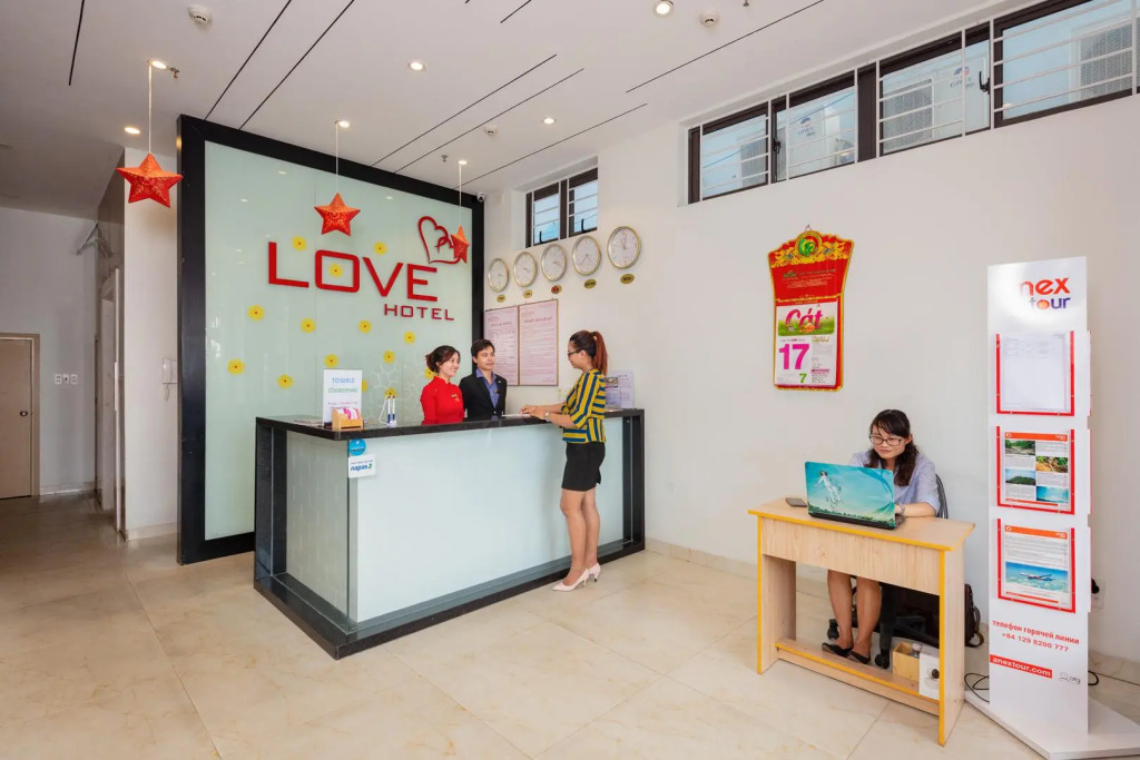 Love Hotel