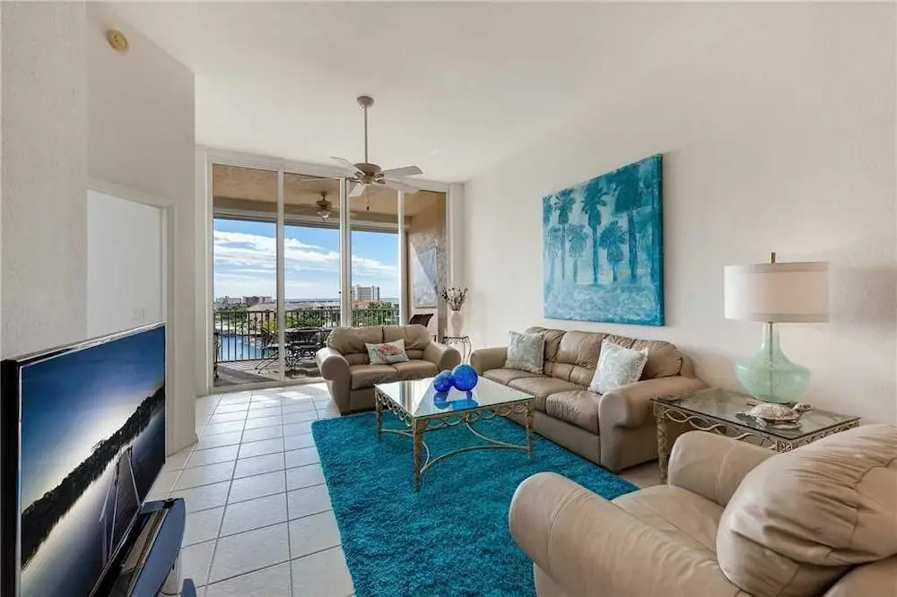 Palm Harbor 702E - Two Bedroom Condo