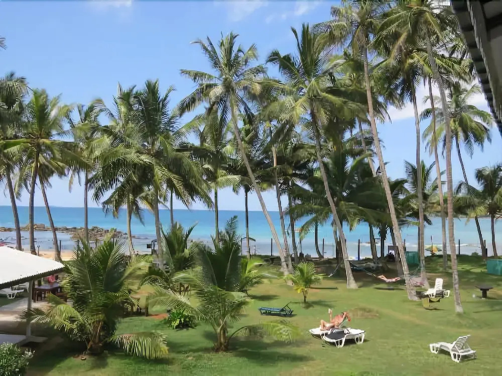 Giragala Village Hotel