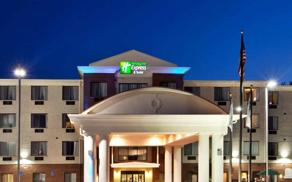 Holiday Inn Express Hotel & Suites Biloxi- Ocean Springs by IHG