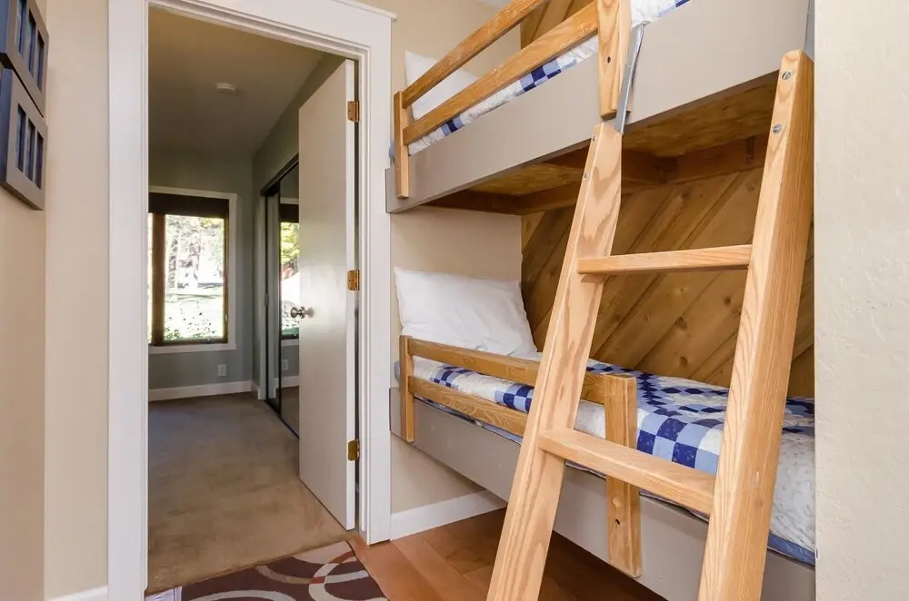 Snowcreek 33 Phase I