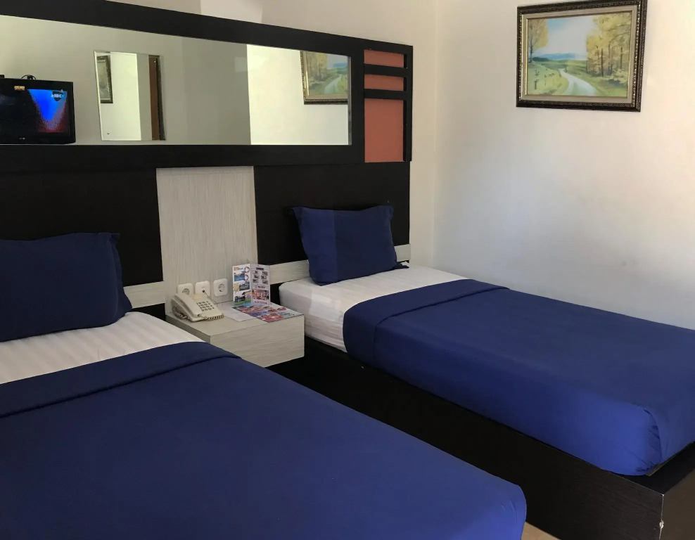 Grand Sari Hotel