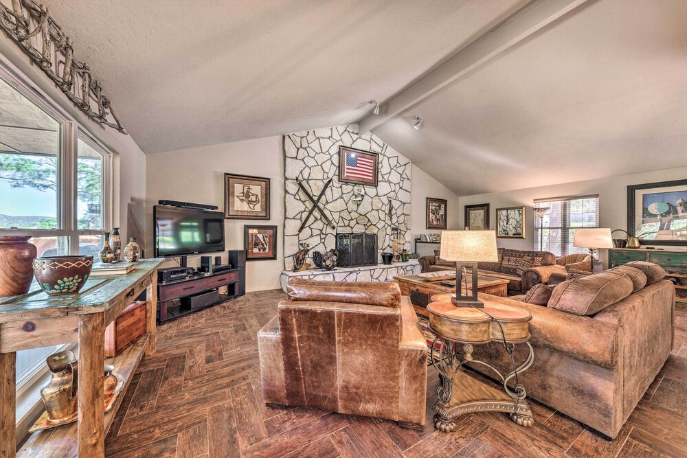 Ruidoso Getaway w/ Deck, Golf Course Views!