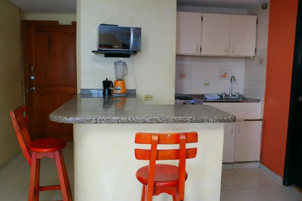 Apartment in Front of the Sea 1620A