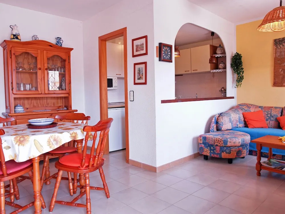 Delightul Holiday Home in St Pere Pescador With Terrace
